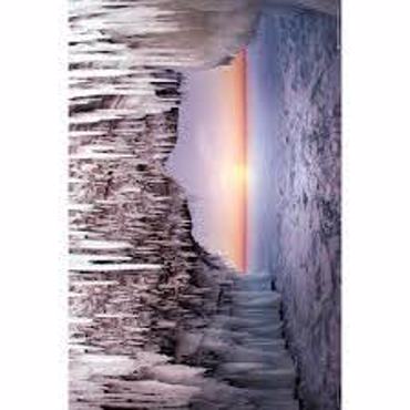 ICE CAVE HORIZON